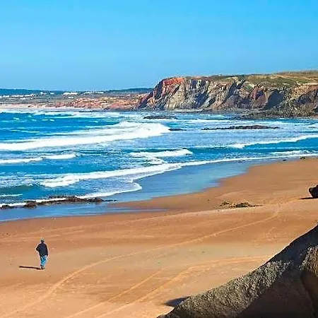 Friendly Peniche